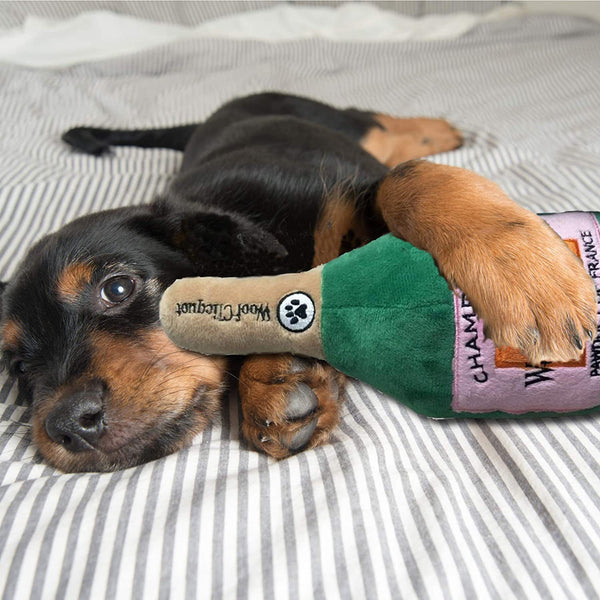 Woof Clicquot Rose
